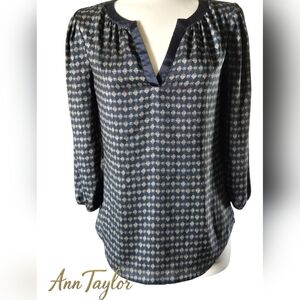 Ann Taylor Graphic Black and Gray 3/4 Sleeve Blouse